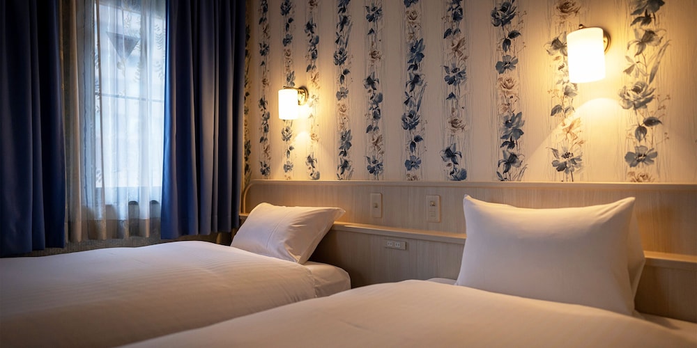 Twin Room, 2 Twin Beds - Photo 10
