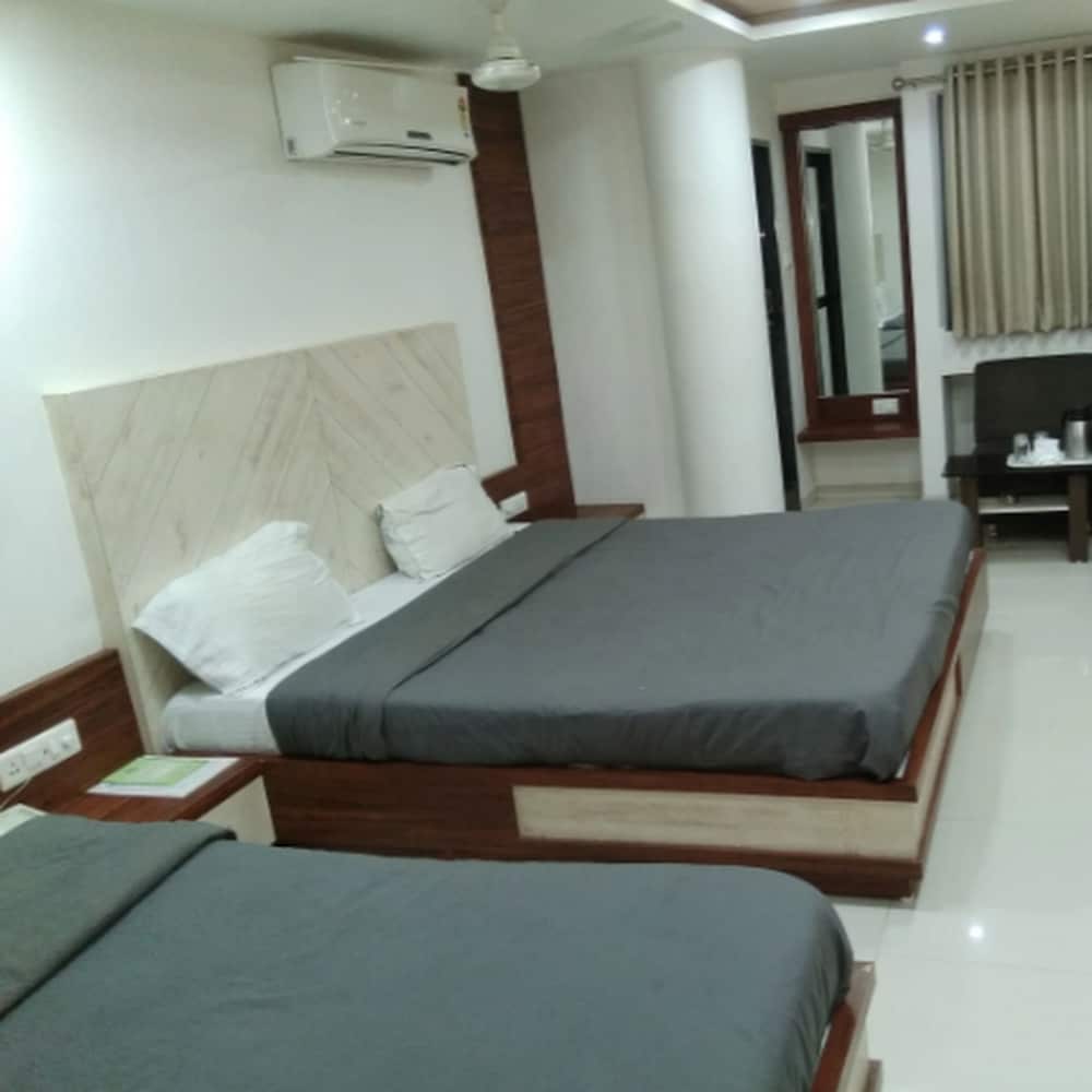 Executive Room photo 3