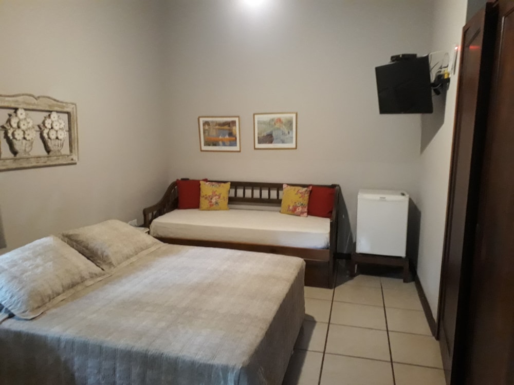 Standard Triple Room photo 1