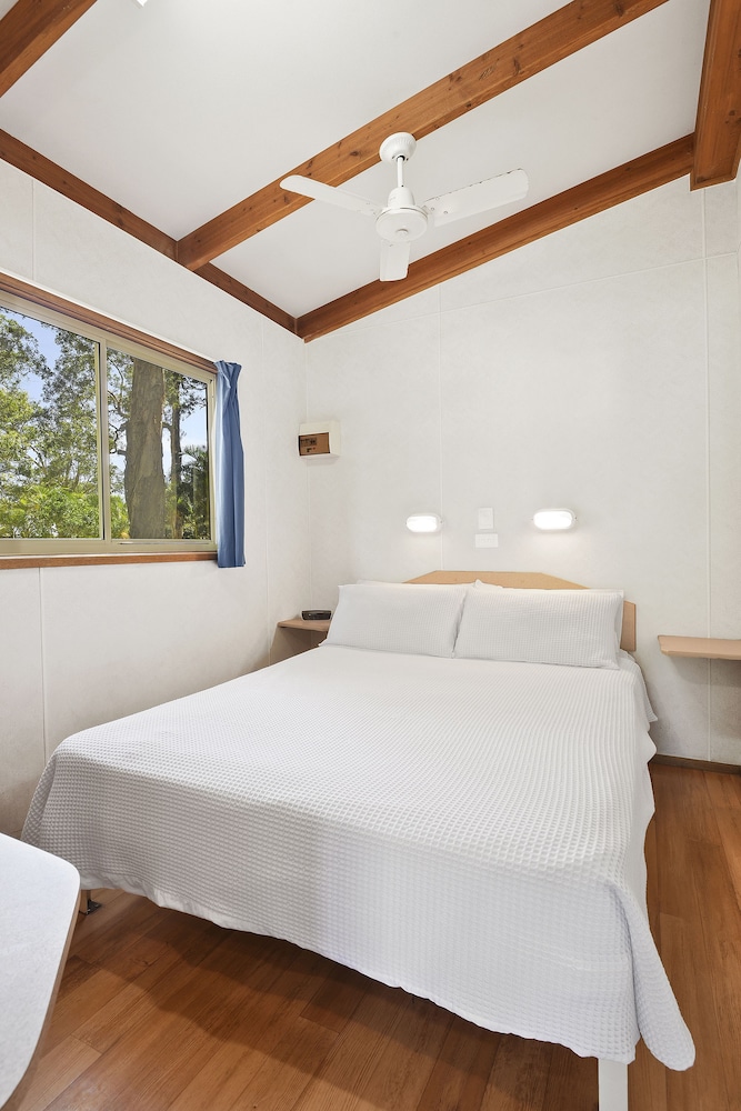 Family Cabin 6 Berth