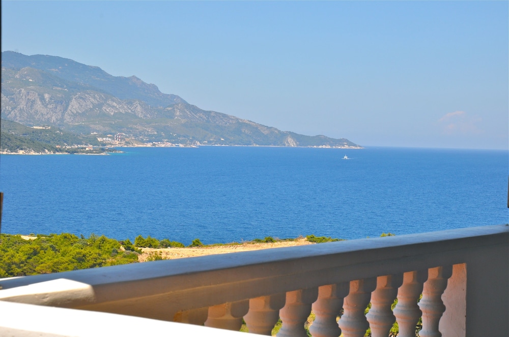 Deluxe Double Room, Sea View - Photo 4