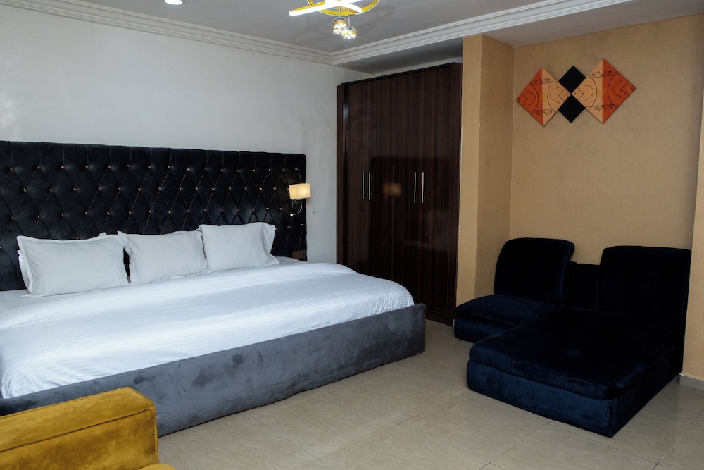 Executive Quadruple Room