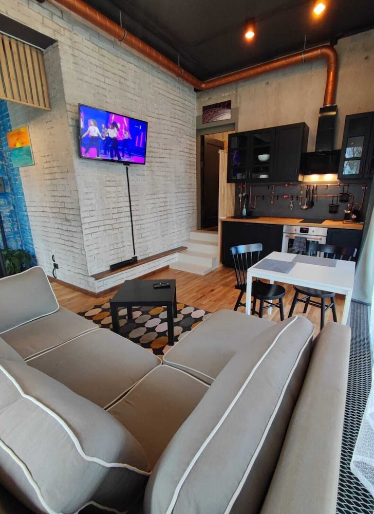 Deluxe Duplex