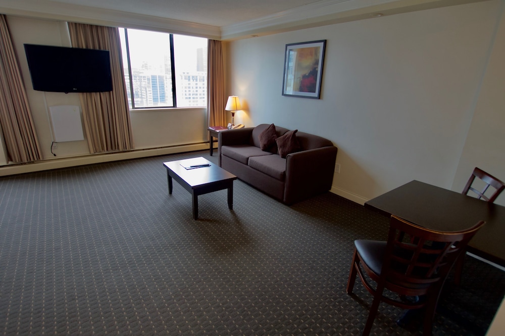 Standard Studio Suite, 2 Double Beds - Photo 9