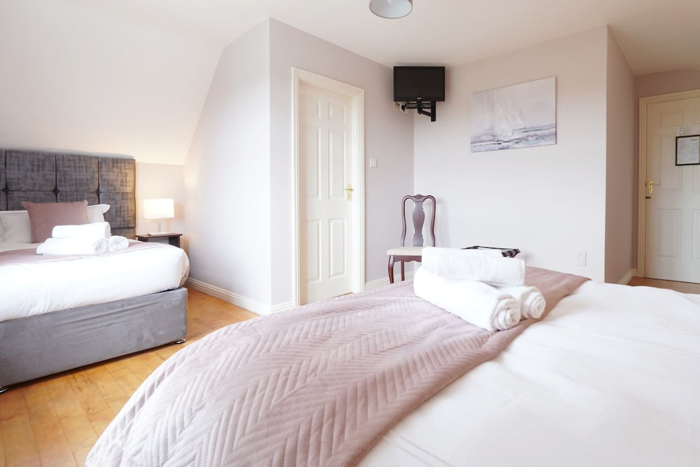Deluxe Twin Room photo 2