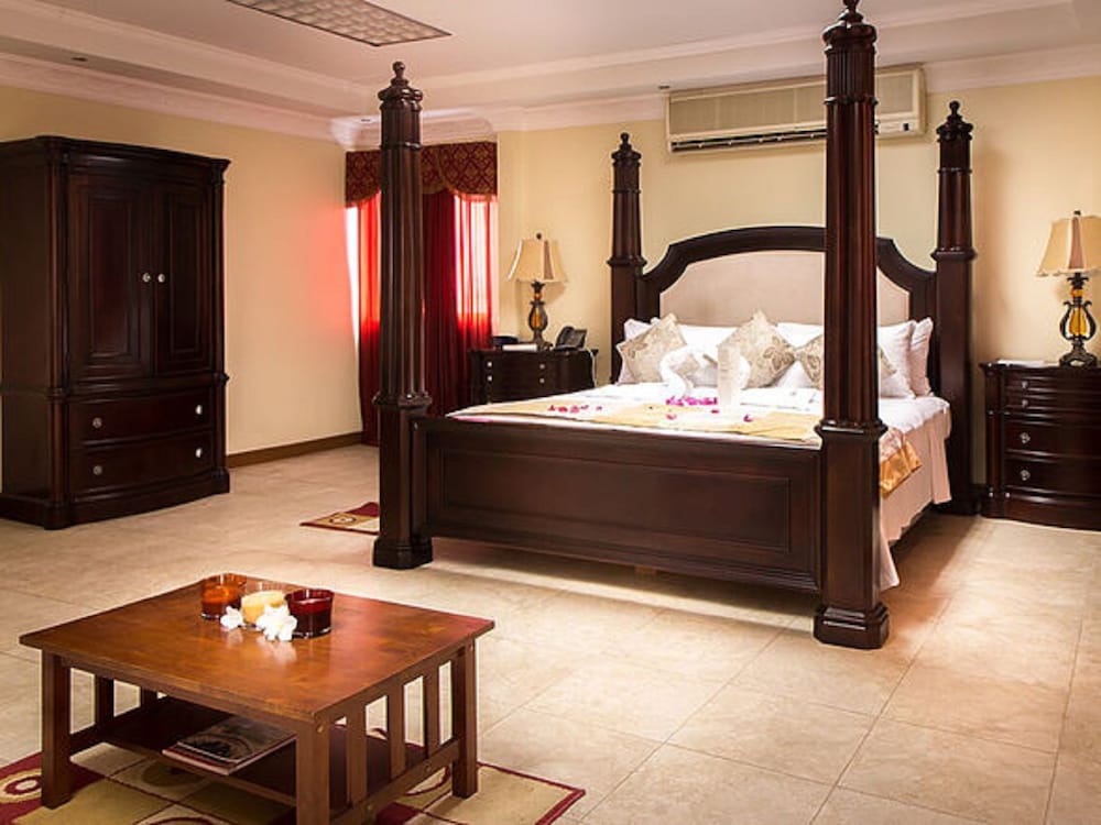 Penthouse Suite photo 1