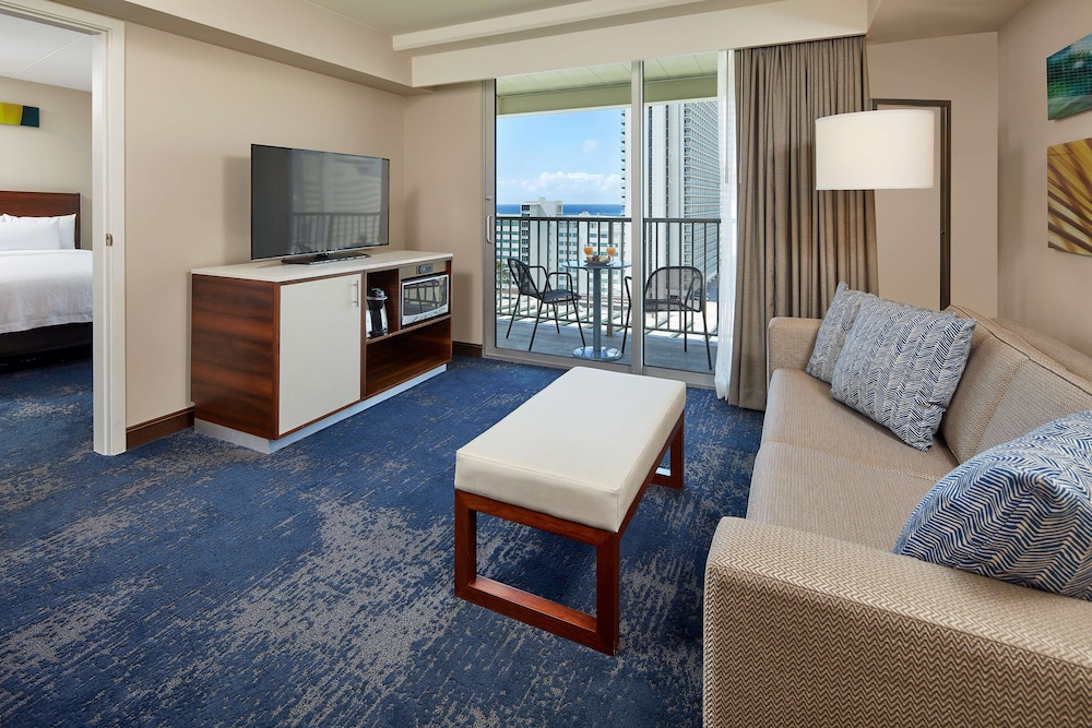 Suite, 1 Bedroom, Accessible (Roll-In Shower)