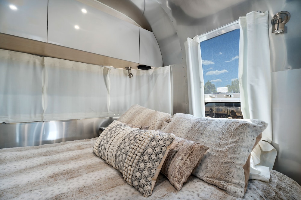 Airstream - The Susan photo 1