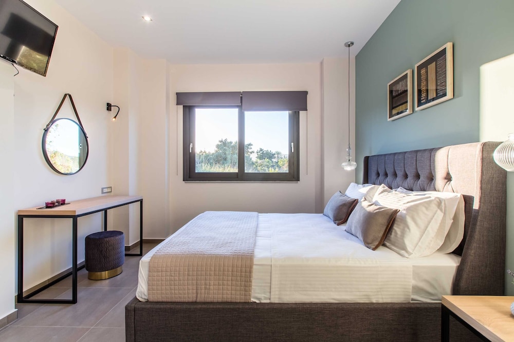 Luxury Villa, 6 Bedrooms, Private Pool, Mountain View