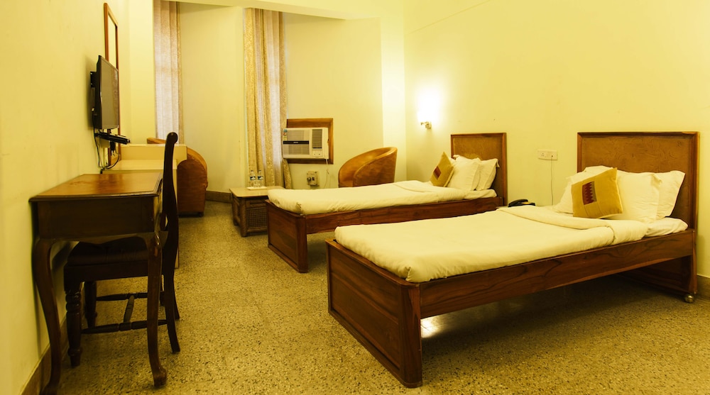 Deluxe Double or Twin Room photo 1