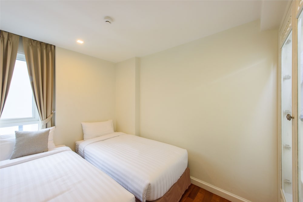 Family Suite (for 6 Persons) (Non Smoking) photo 2