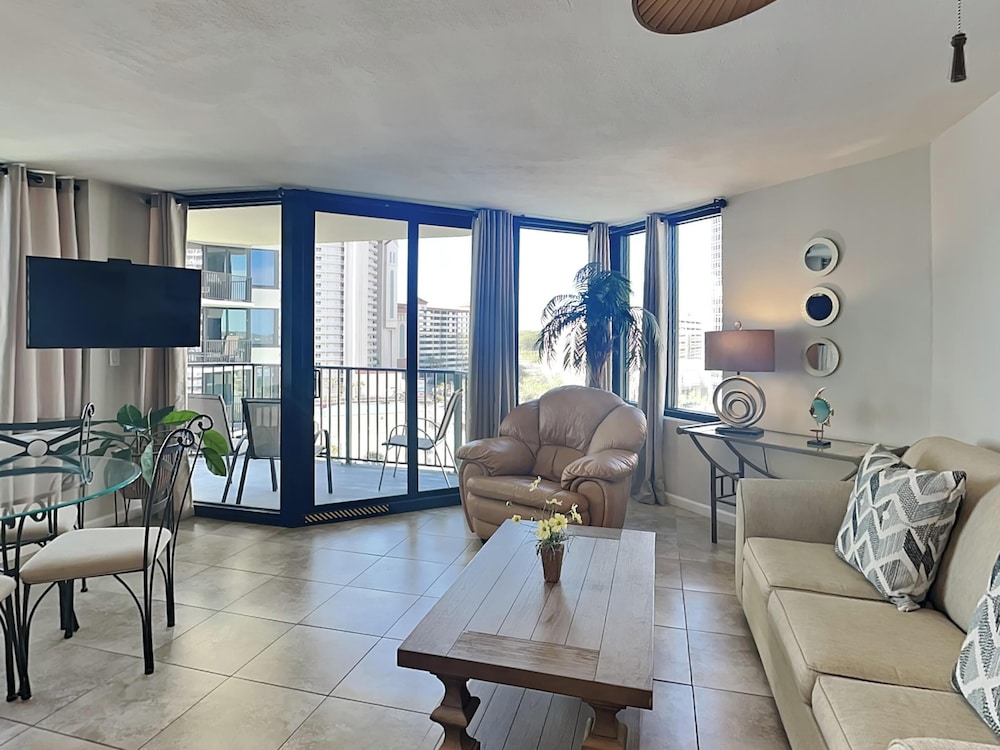 Condo, 1 Queen Bed with Sofa bed, Balcony, Ocean View (#912 East - No Pets)