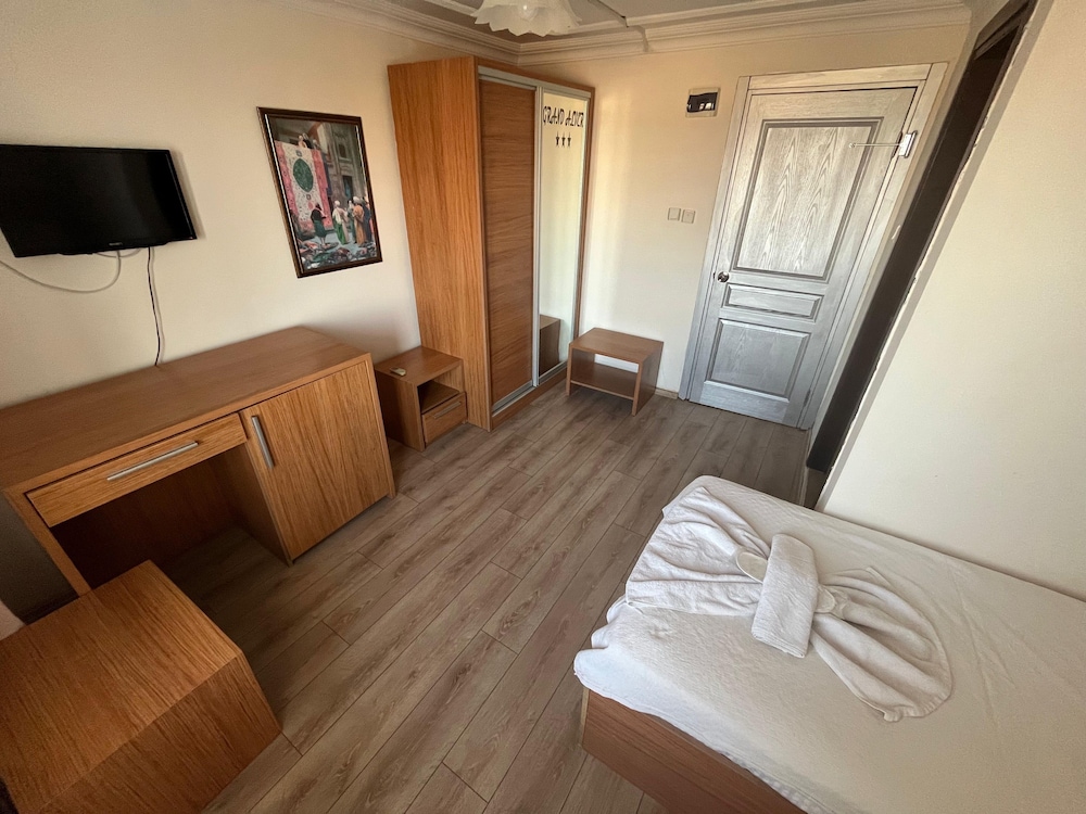 Economy Single Room