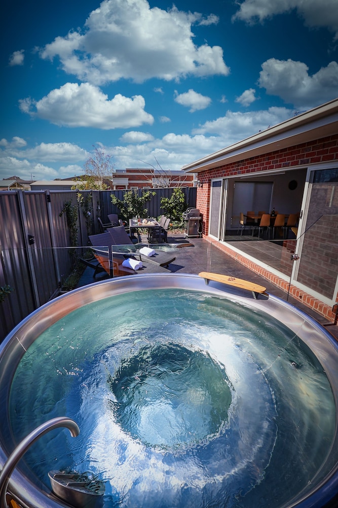 Townhome, 3 Bedrooms, Hot Tub (Georgian)