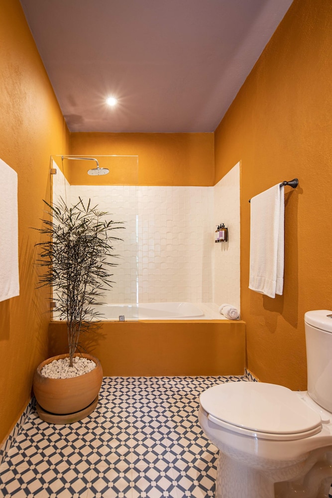 Luxury Villa, 3 Bedrooms, Patio photo 3