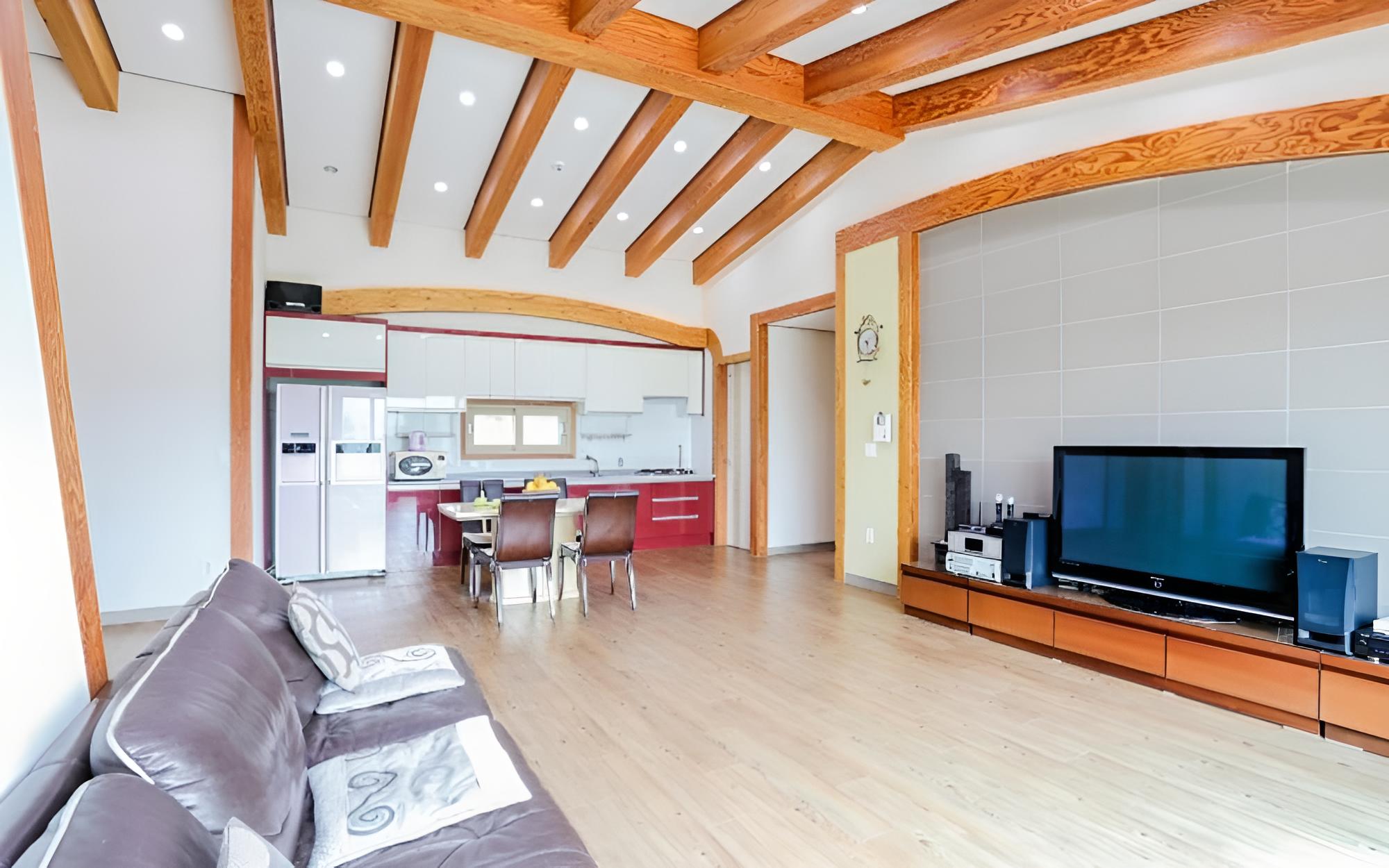 Room (Main Building (Unshared House)) photo 1