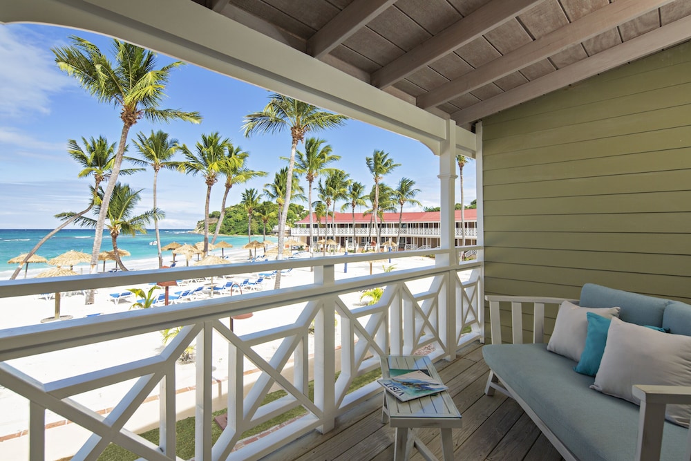 Beachfront photo 2
