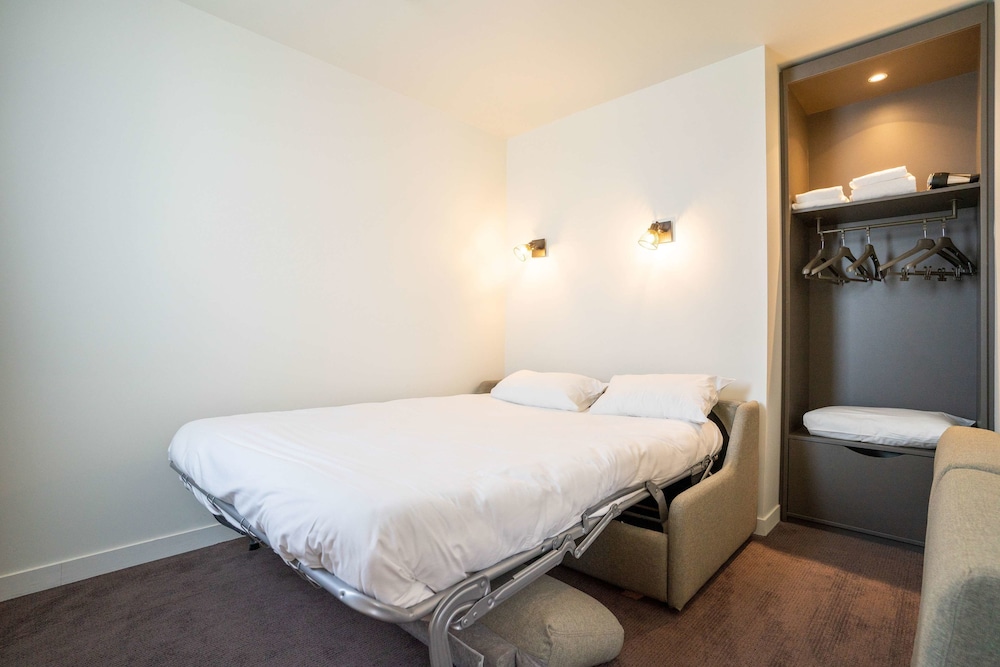 Standard Room, 1 Double Bed - Photo 5