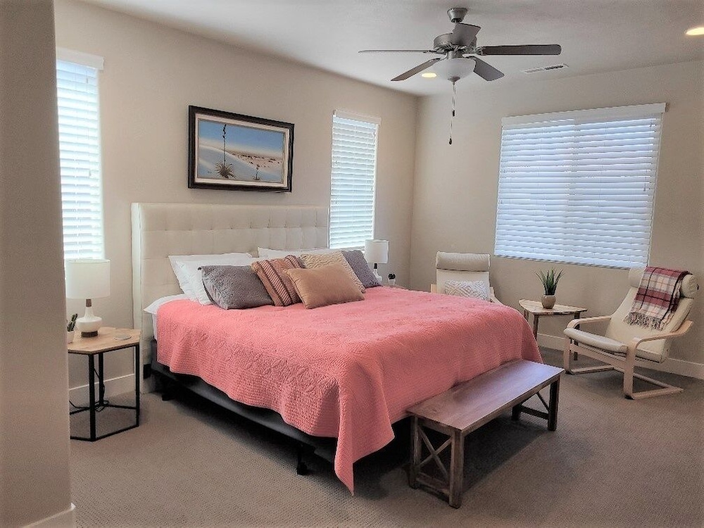 Townhome, 4 Bedrooms photo 2