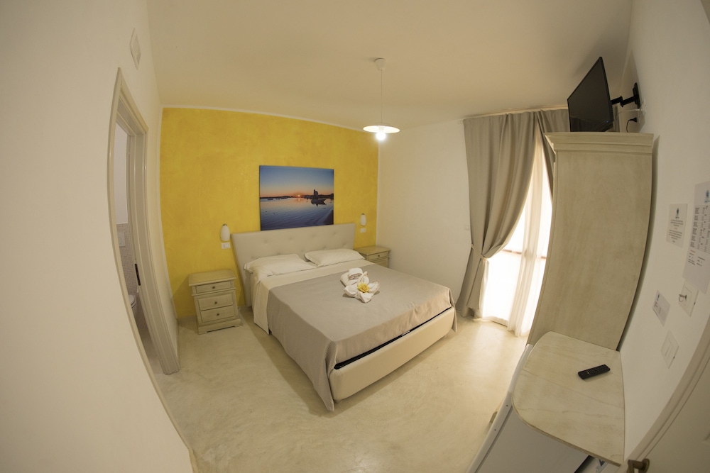 Superior Quadruple Room, Non Smoking photo 1