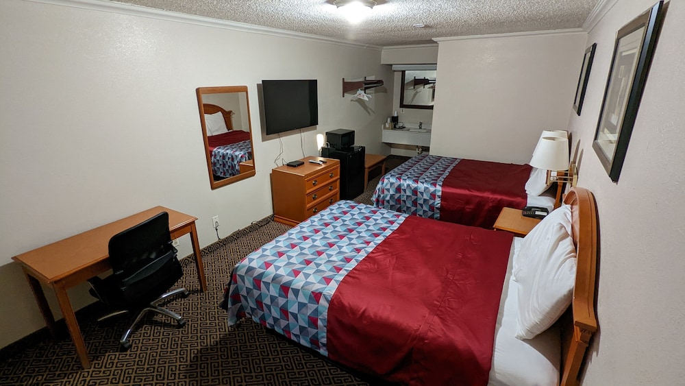 Economy Double Room, 2 Bedrooms photo 1