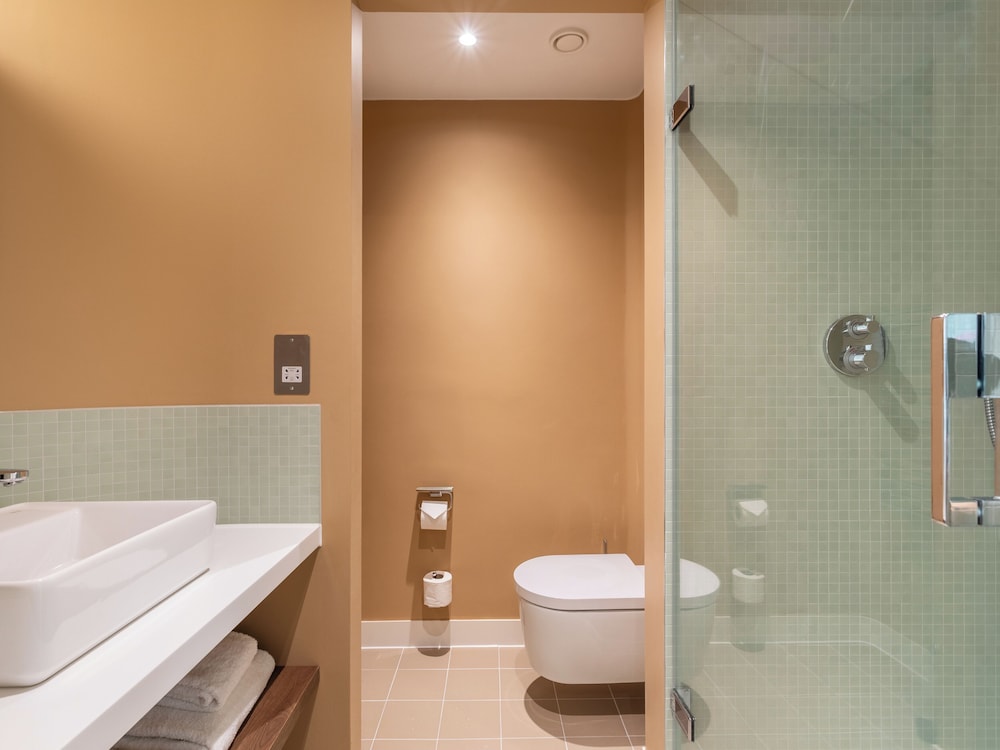 Medium Room - Photo 5