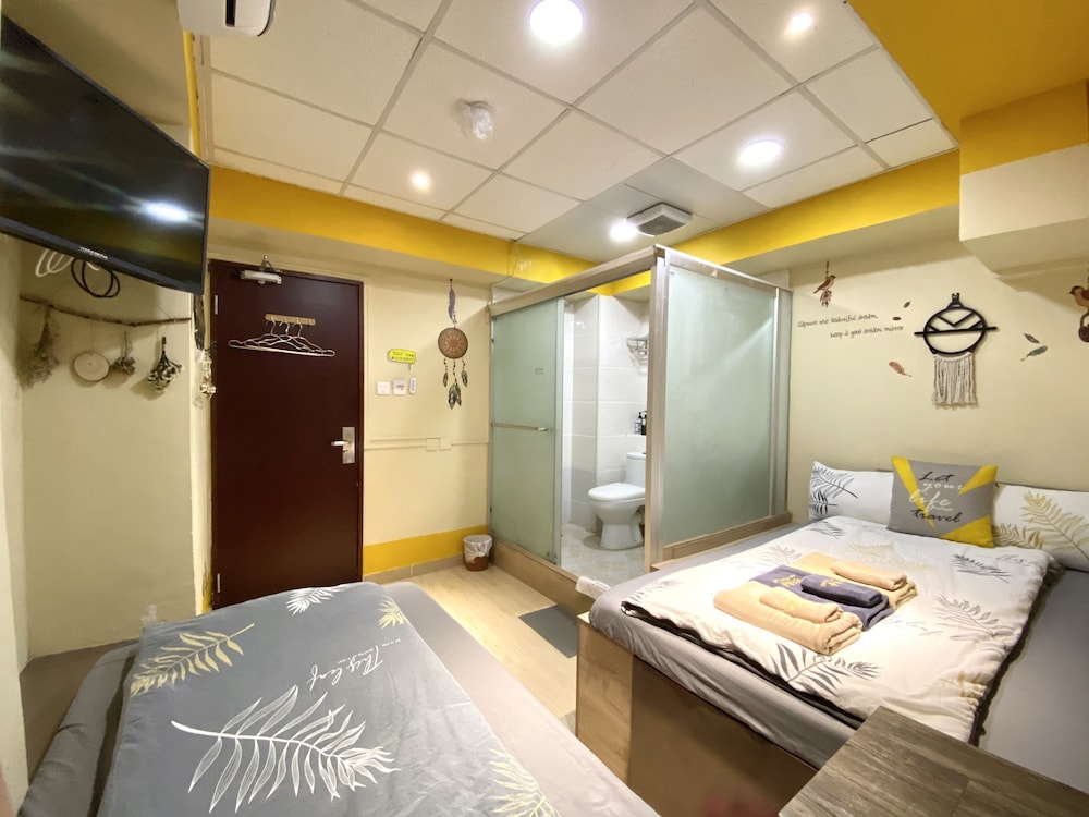 Signature Triple Room, Multiple Beds - Photo 10