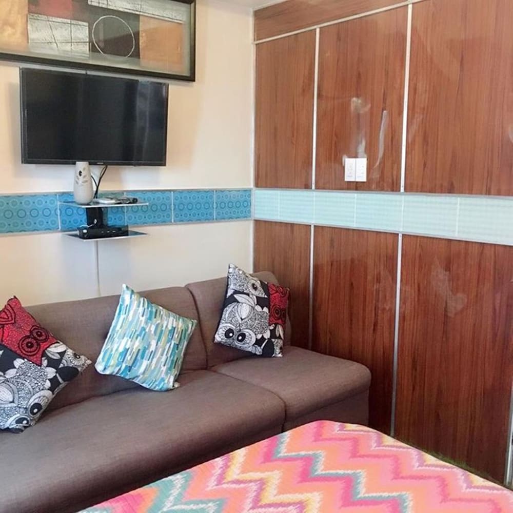 Condo, 1 Bedroom (Maximum 1 Night Stay) photo 2