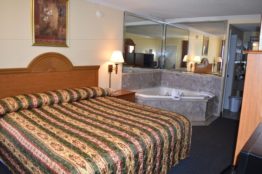 Comfort Room, 1 King Bed photo 1