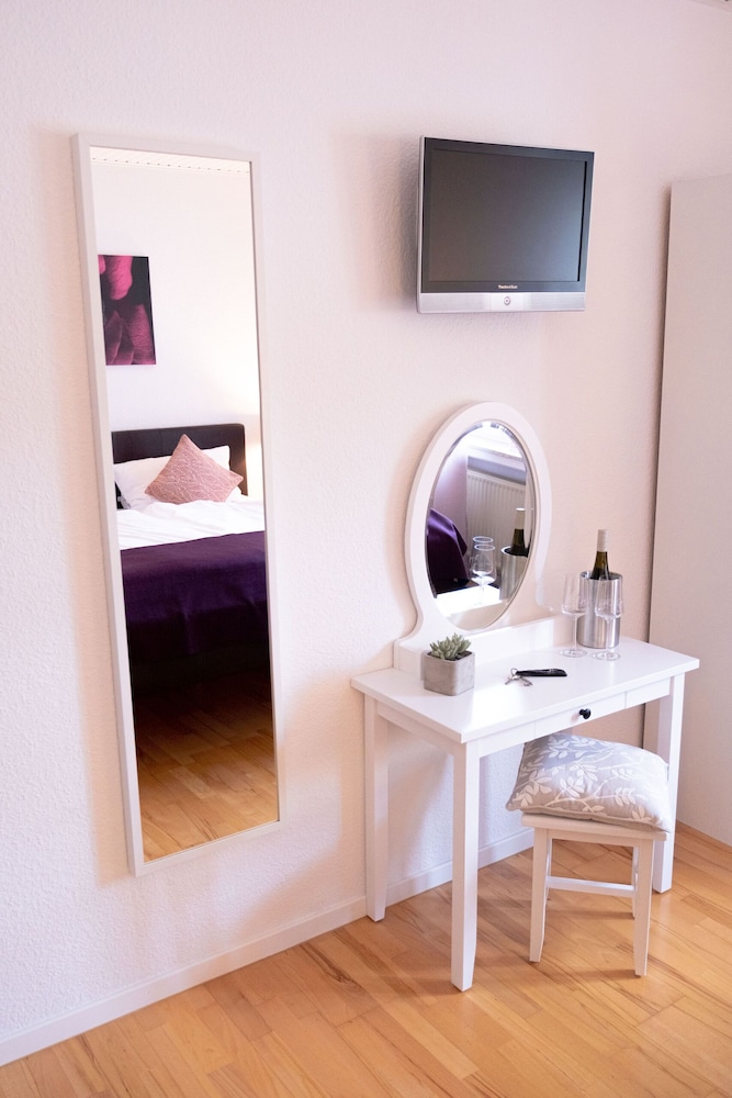 Deluxe Double Room, Private Bathroom, City View (Doppelzimmer) - Photo 13