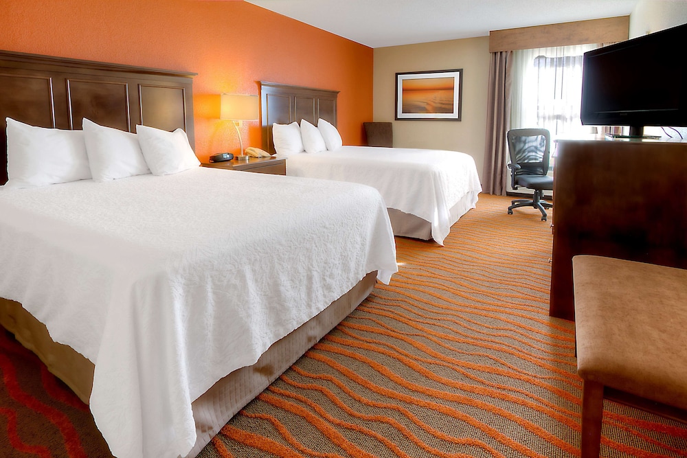 Room, 2 Queen Beds, Accessible, Non Smoking - Photo 2