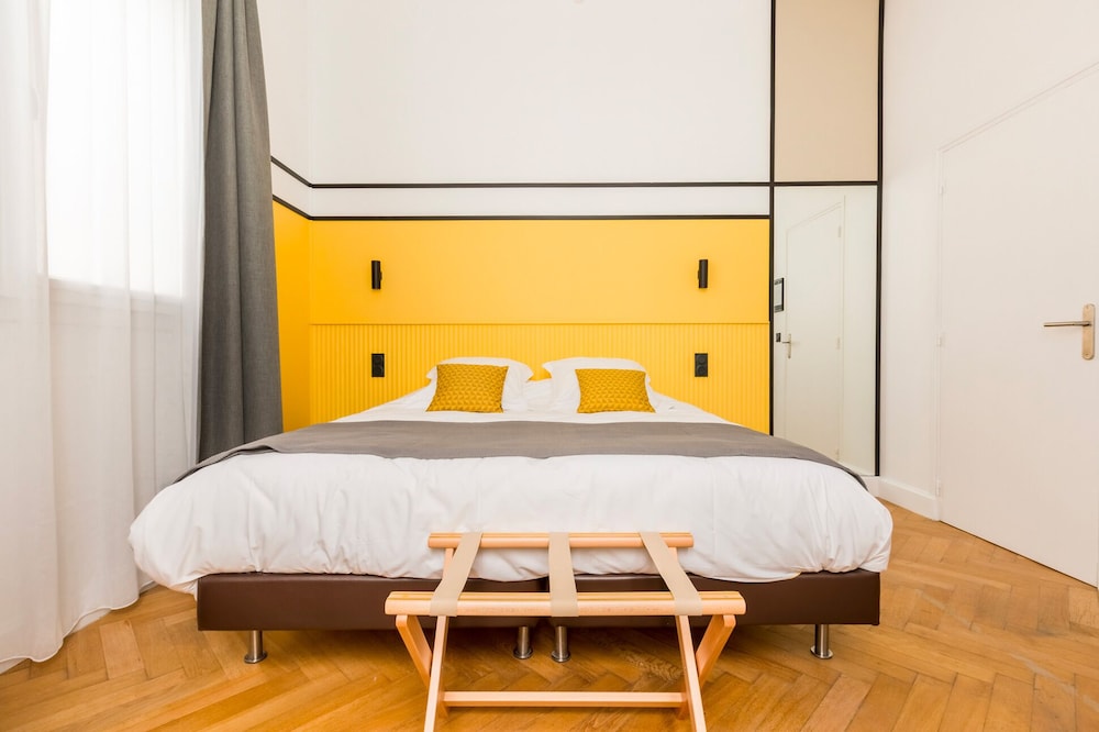 Premium Double Room, Ensuite - Photo 19