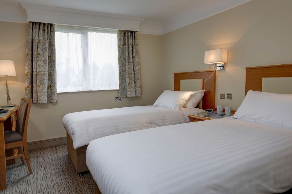 Standard Room, 2 Twin Beds, Non Smoking - Photo 1