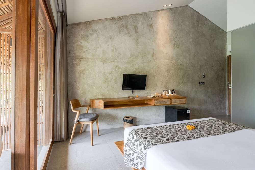 Deluxe Double Room - Photo 14