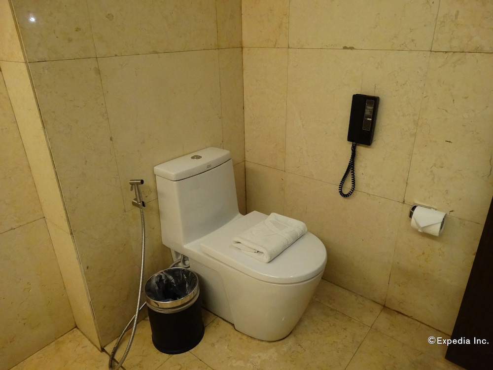 Premium Room - Photo 7