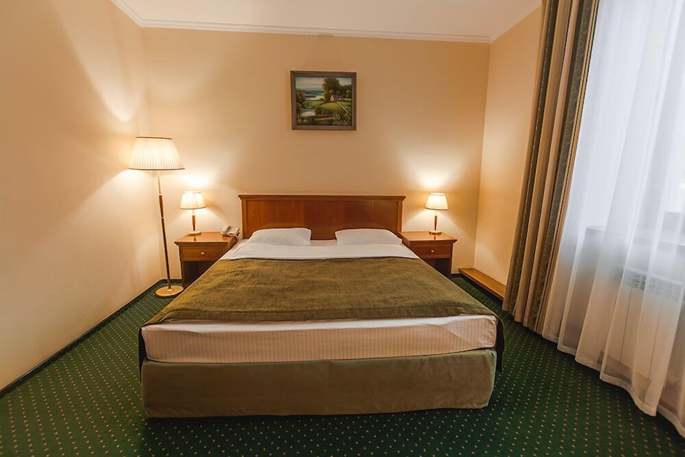 Standard Room, 1 King Bed photo 1
