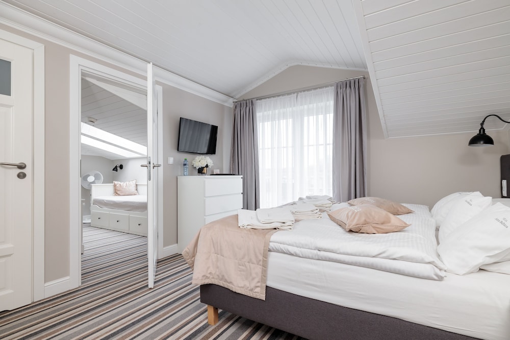 Family Suite Apartment with 2 bedrooms and balcony