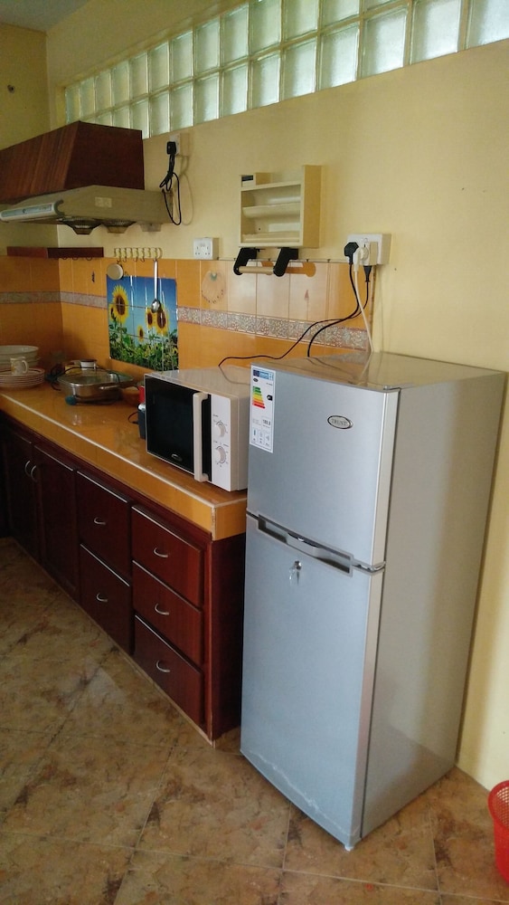 Comfort Bungalow, 4 Bedrooms, Non Smoking, Balcony photo 3