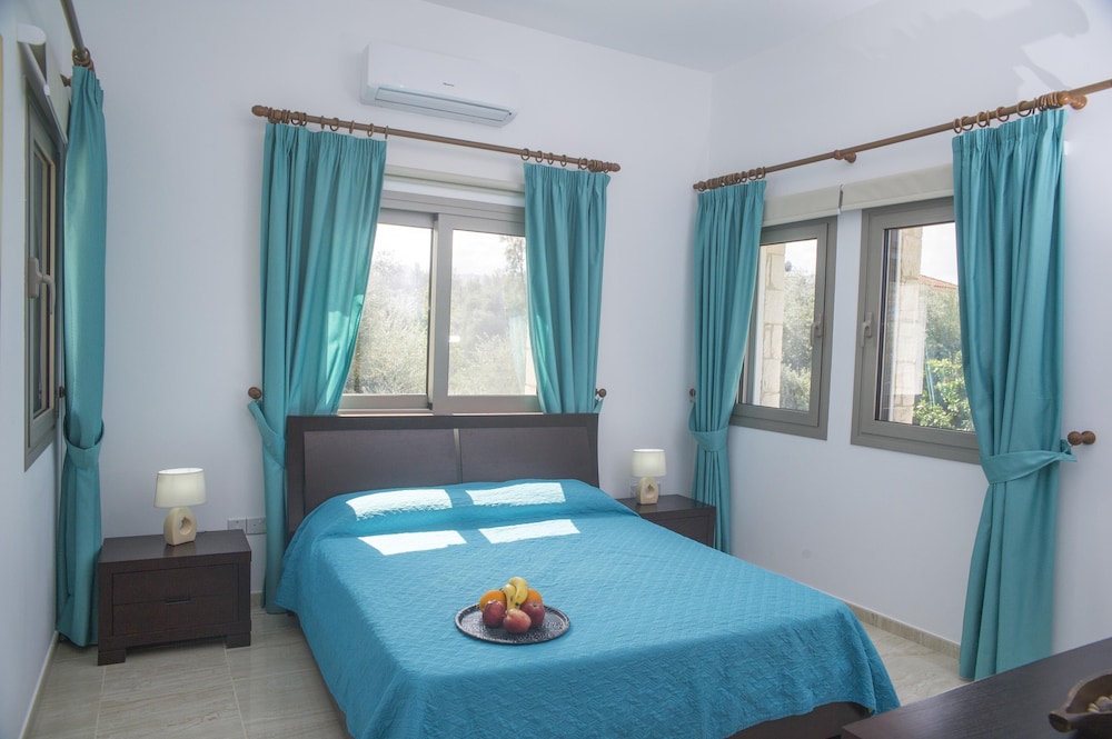 Villa, 4 Bedrooms, Smoking, Private Pool