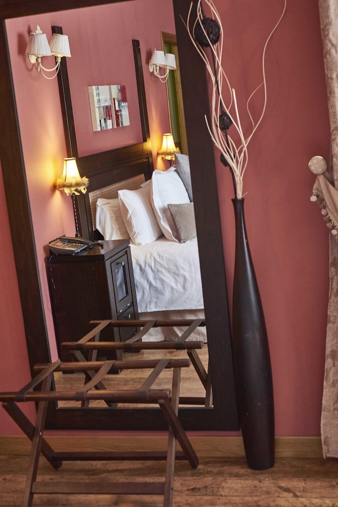 Design Suite, 1 Queen Bed - Photo 19