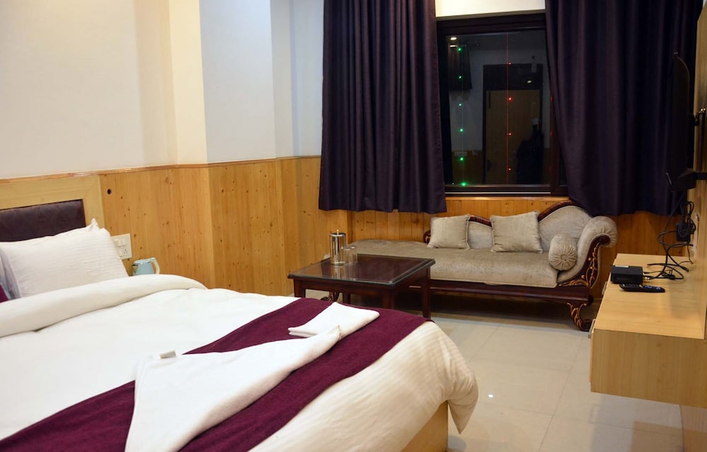 Junior Double Room