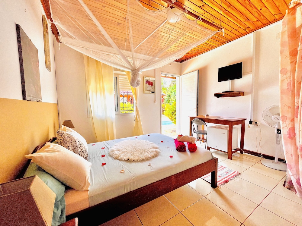 Comfort Double Room, Non Smoking, Pool View