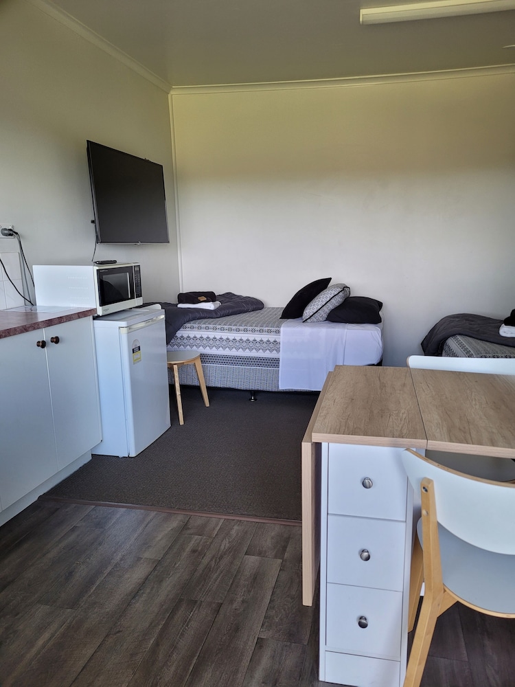 Comfort Triple Room, Private Bathroom, River View photo 1