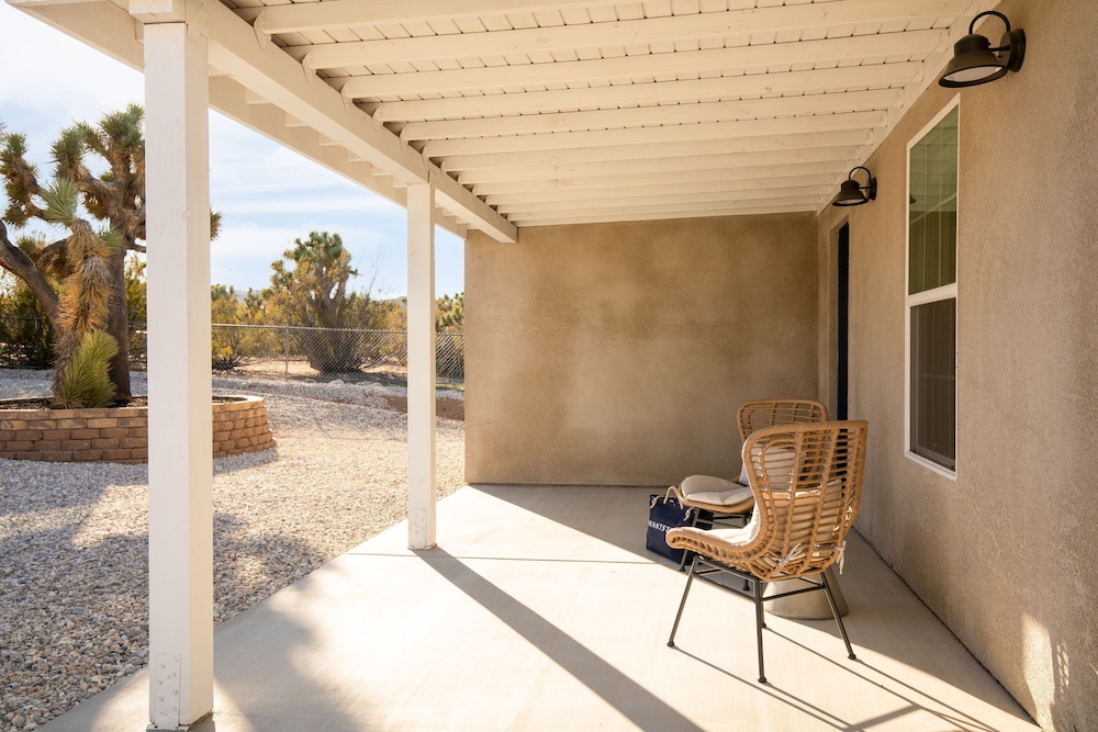 Double Room, Ensuite, Lake View - Photo 3