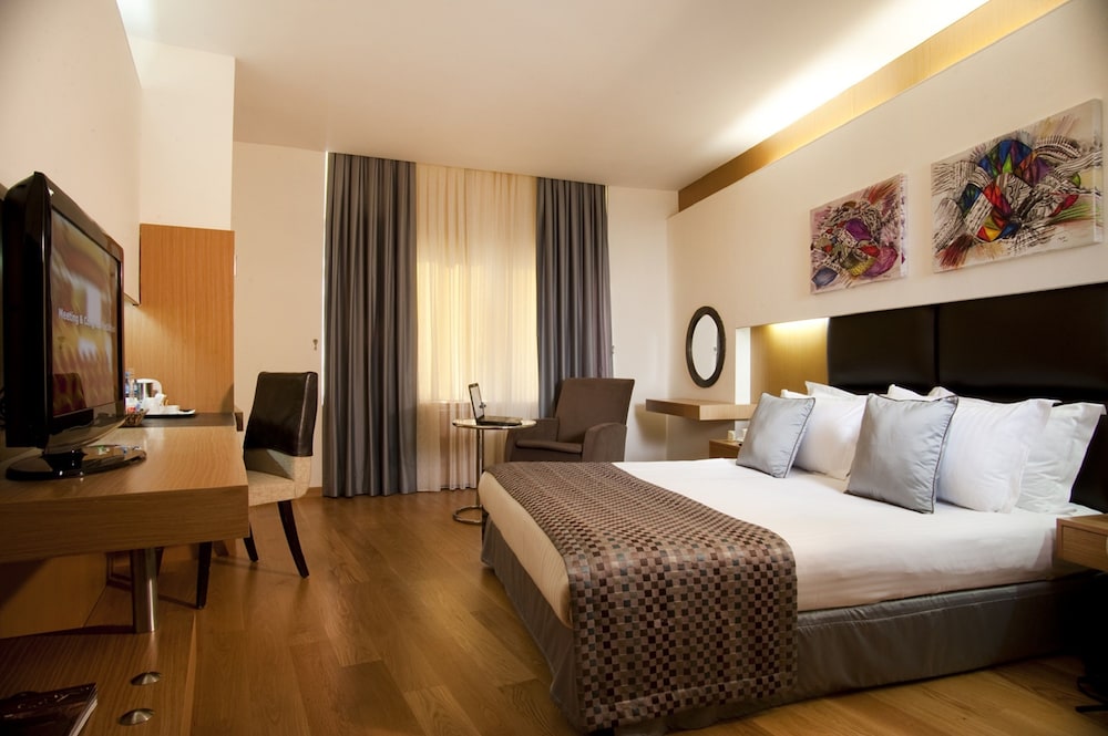 Deluxe Double or Twin Room photo 1