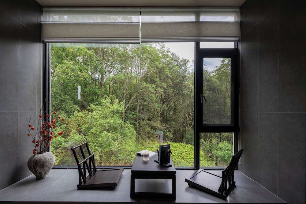 Panoramic Villa, Smoking, Mountain View