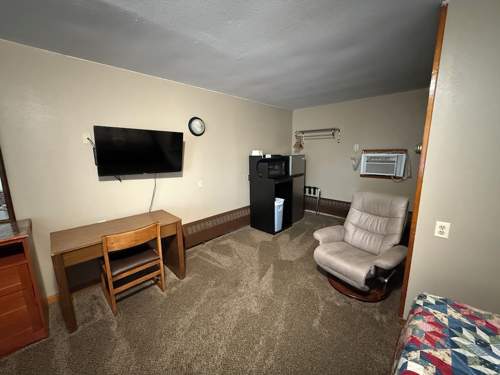 Deluxe Double or Twin Room photo 3