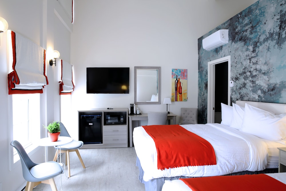 Deluxe PLUS Two Double Bedroom