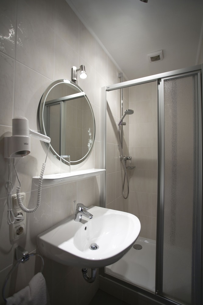 Standard Single Room photo 2