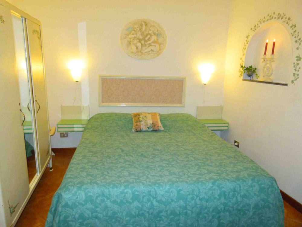 Romantic House photo 1